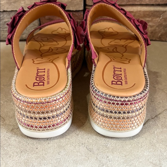 Born size 9 raspberry platform wedge leather sandals with floral design - Picture 11 of 13